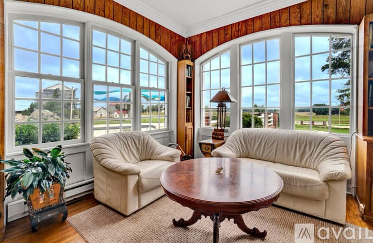 Kinards House: 2565 State Highway 560