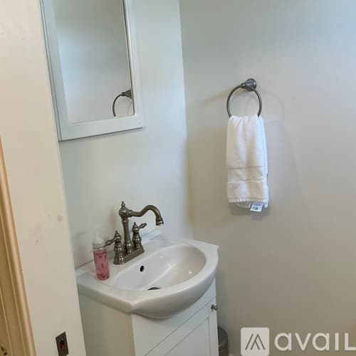 Ellsworth Townhome: 7 Carlisle Street