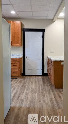 Eau Claire Apartment: 702 E Grand Ave