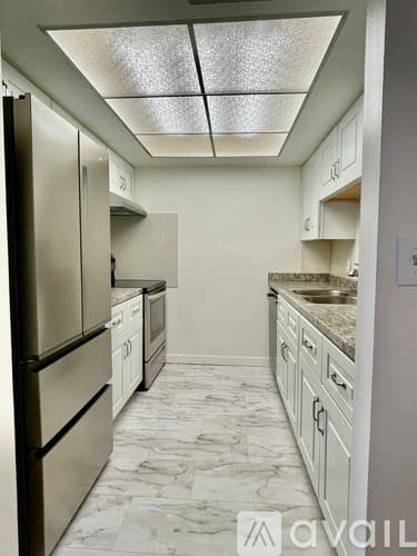 Clearwater Apartment: 811 N Keene Rd