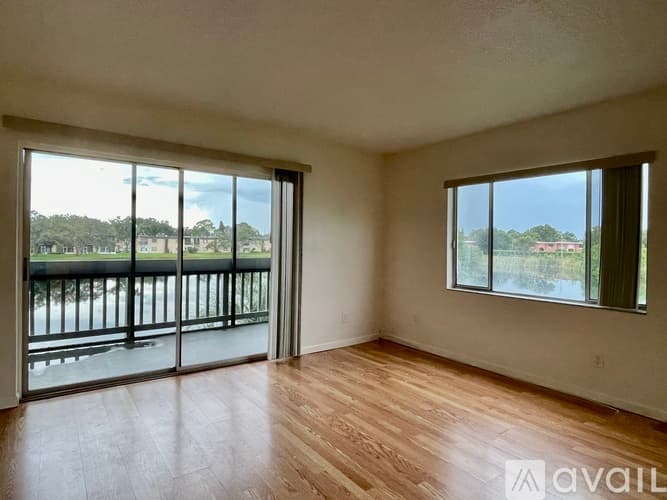 Clearwater Apartment: 811 N Keene Rd