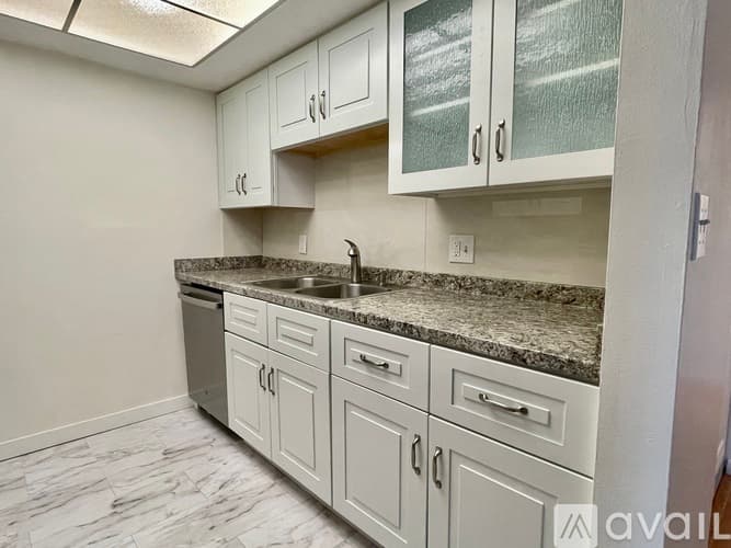 Clearwater Apartment: 811 N Keene Rd