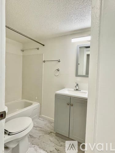 Clearwater Apartment: 811 N Keene Rd