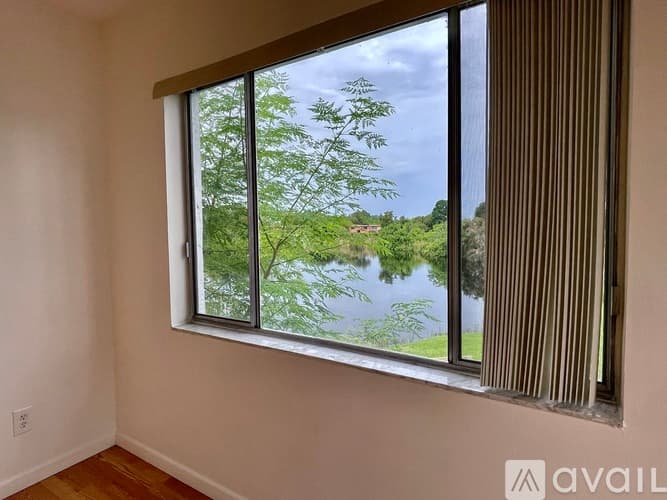 Clearwater Apartment: 811 N Keene Rd