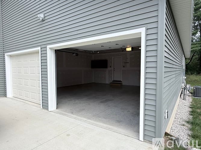 Boyne City House: 230 Ridge St