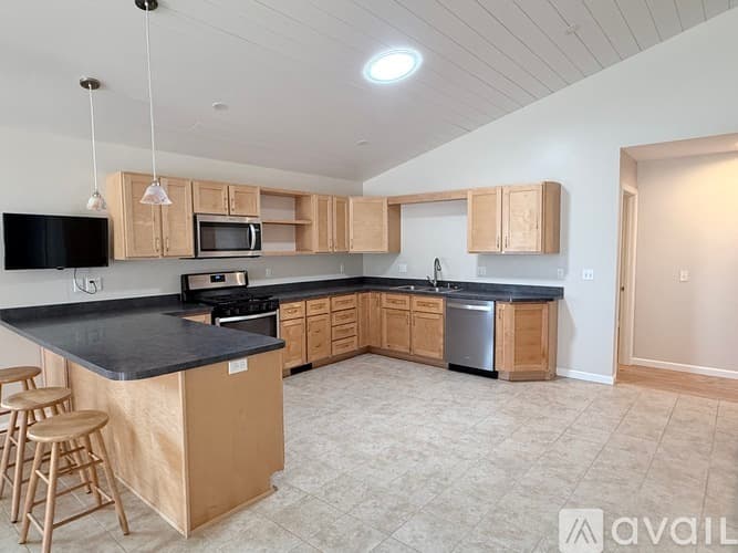 Boyne City House: 230 Ridge St