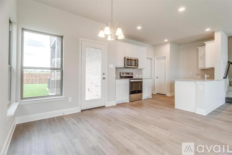 Mansfield House: 803 Homeplace Cir