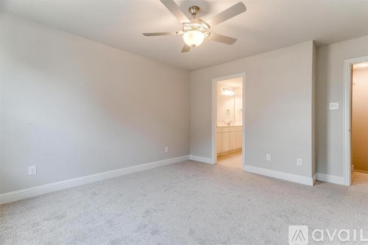 Mansfield House: 803 Homeplace Cir