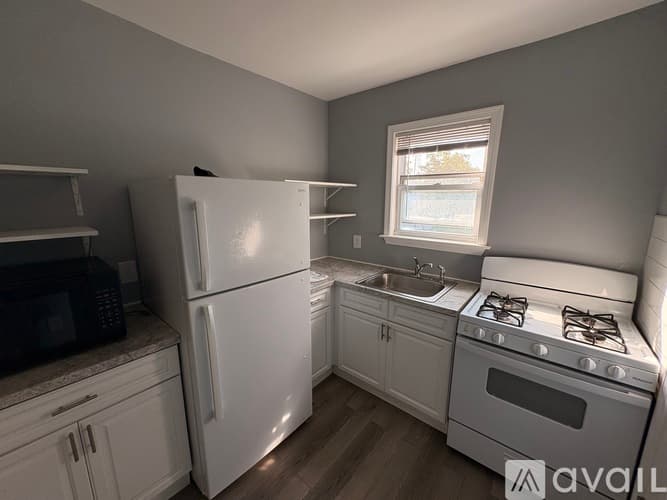 Taunton Apartment: 10 Morton St