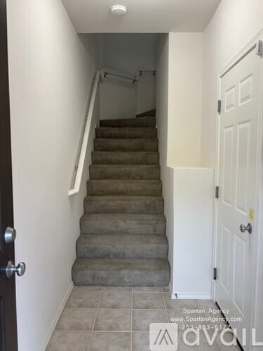 Auburn Condo: 1039 61st St SE