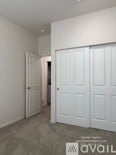 Auburn Condo: 1039 61st St SE