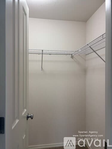 Auburn Condo: 1039 61st St SE