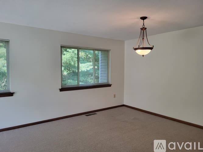 Simsbury Condo: 107 Hilltop Drive