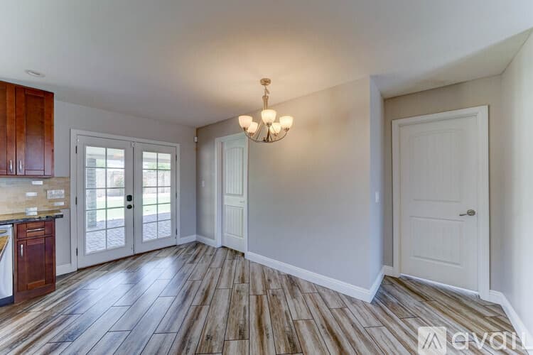 Phoenix House: 1716 West Villa Theresa Drive
