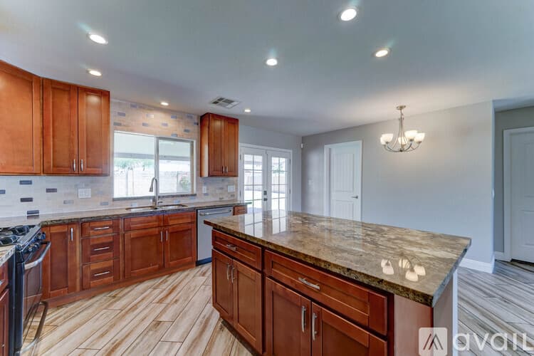 Phoenix House: 1716 West Villa Theresa Drive