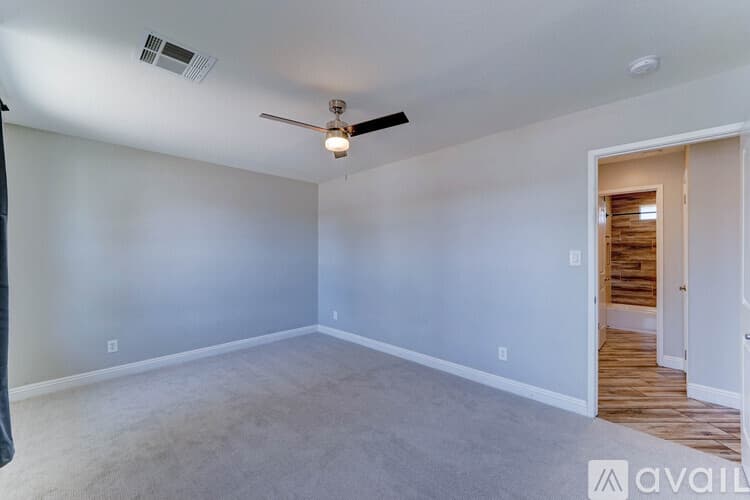 Phoenix House: 1716 West Villa Theresa Drive