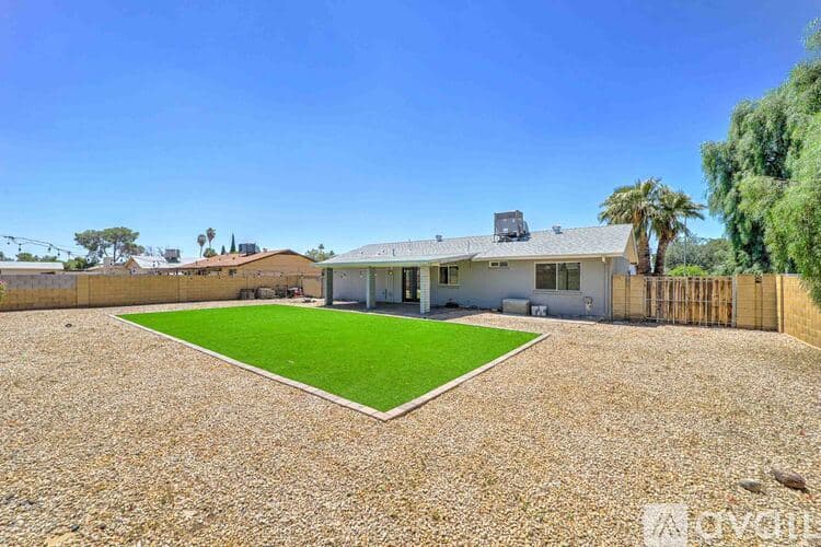 Phoenix House: 1716 West Villa Theresa Drive
