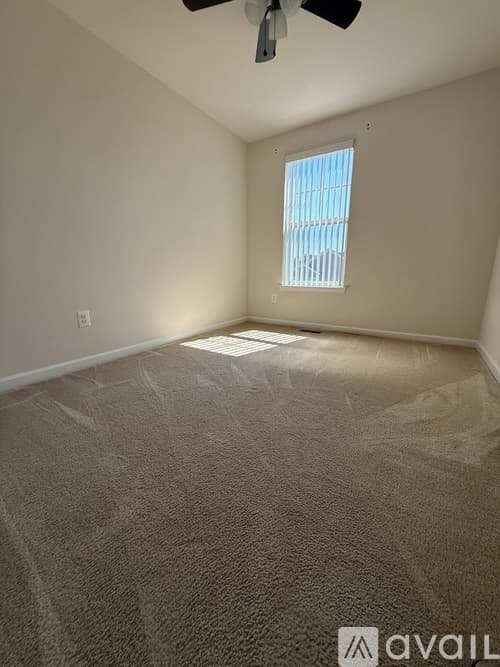 Frederick Townhome: 5585 Peregrine Way