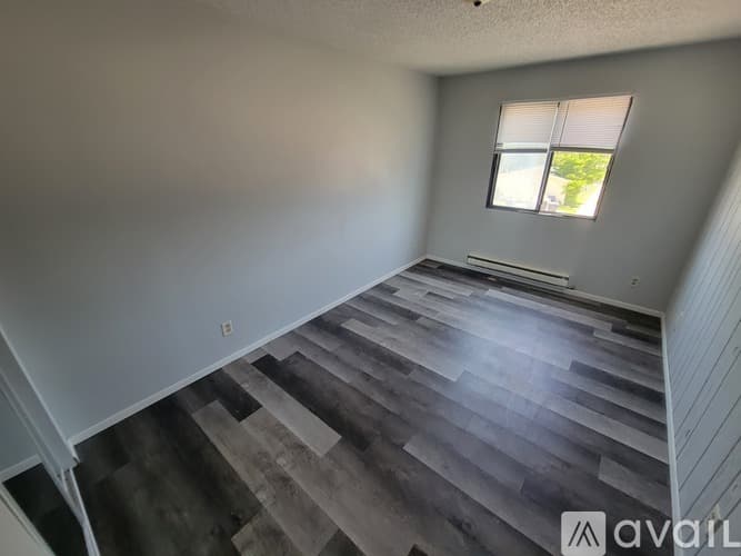 La Crosse Apartment: 514 10th St N
