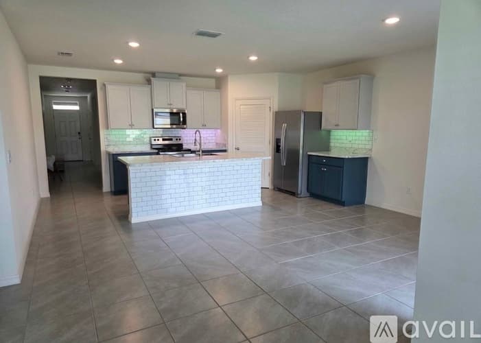 Rockledge House: 1265 Valley View Avenue