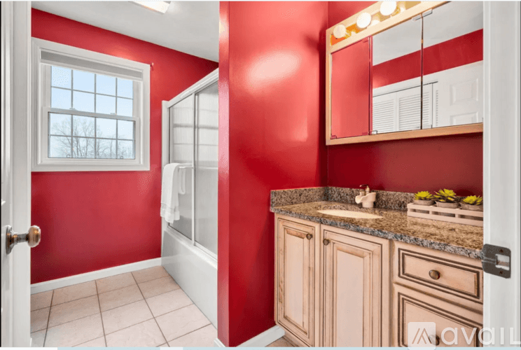 Pelham House: 209 Garland Drive