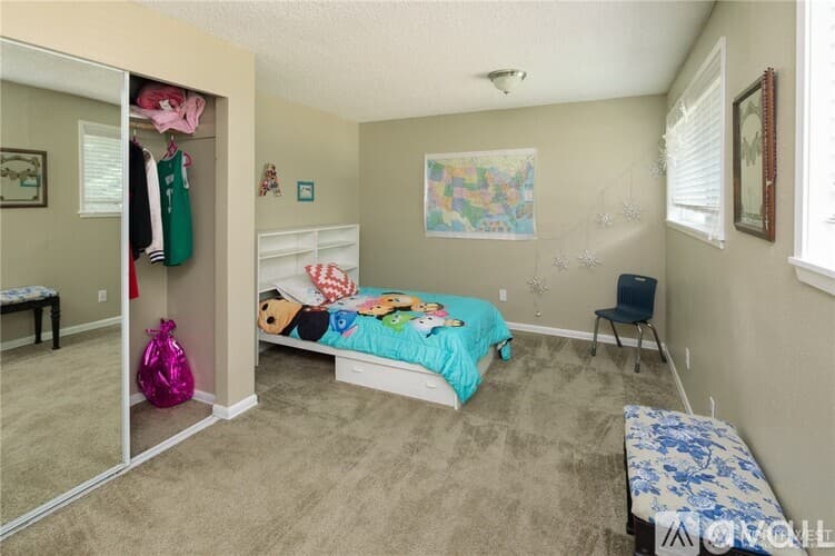 Lake Tapps House: 19105 60th Street East