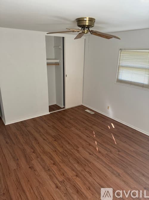 Evansville House: 4312 Kensington Ave