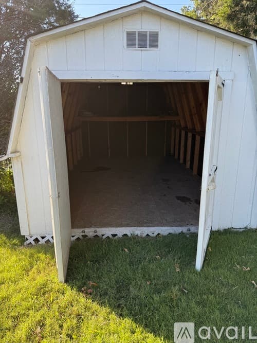 Evansville House: 4312 Kensington Ave