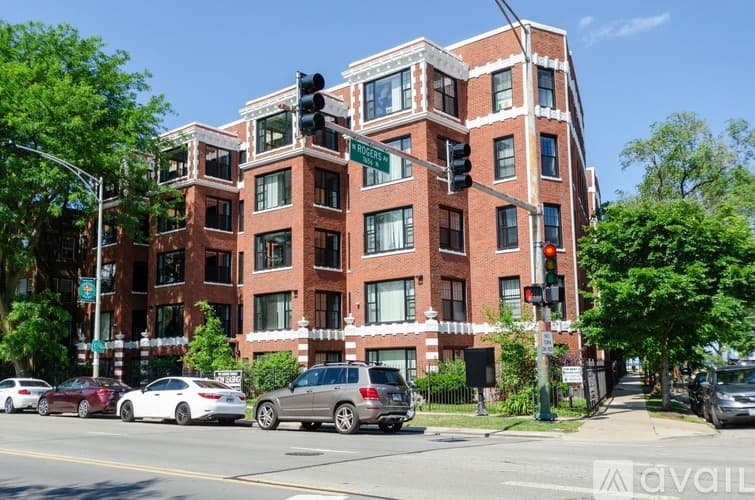 Chicago Apartment: 7645 N Sheridan Rd
