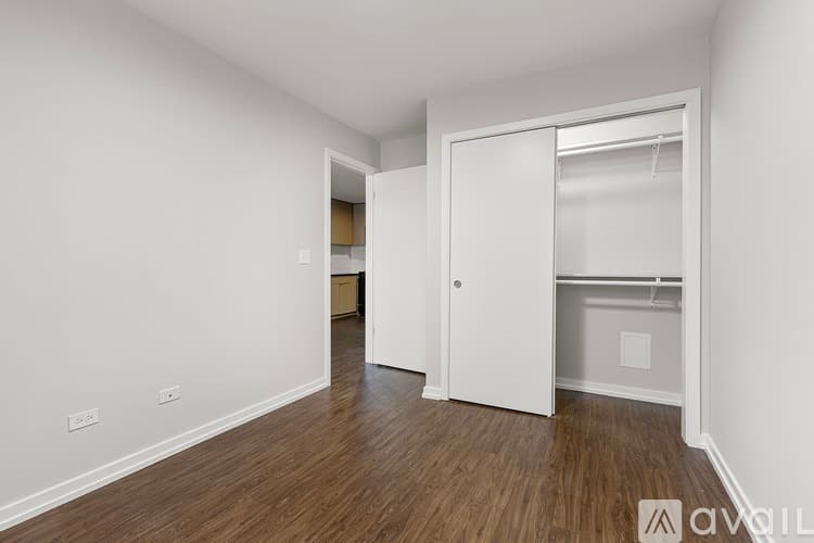 Chicago Apartment: 6134 N Kenmore Ave