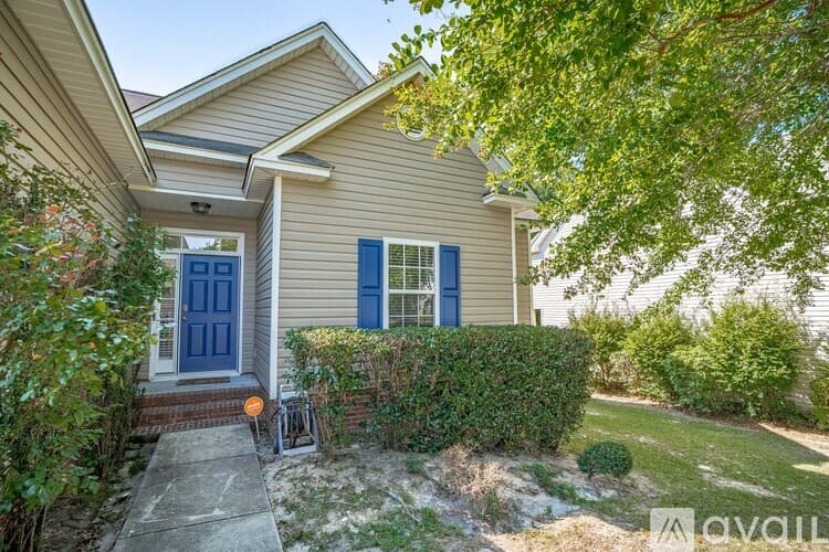 Blythewood House: 321 Joshua Tree Ct