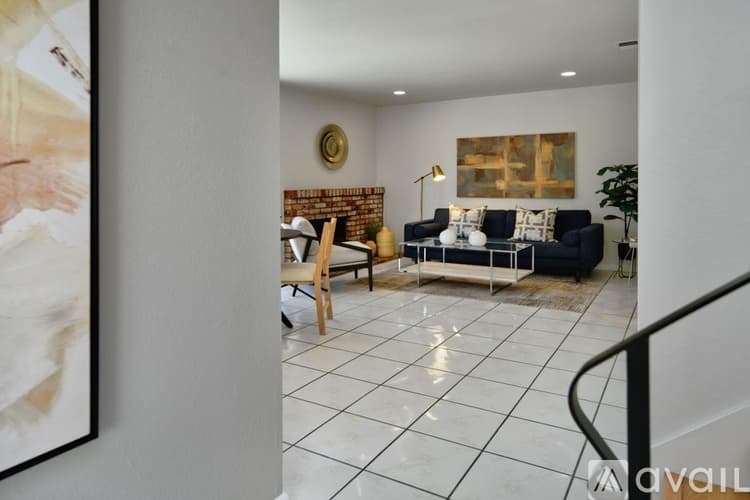 San Jose House: 3928 Taubeh Court
