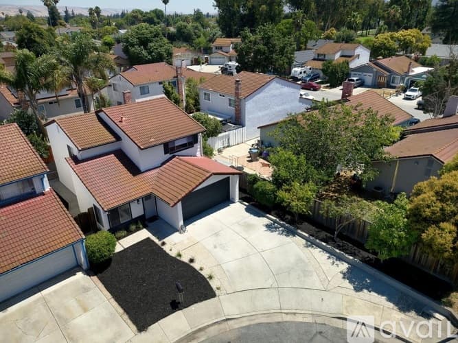 San Jose House: 3928 Taubeh Court