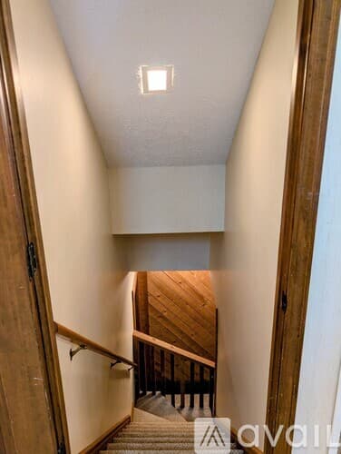Dillard House: 26 Buttermilk Cir