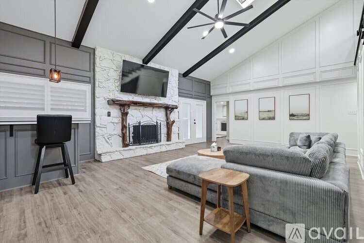 Flower Mound House: 3667 High Point Dr