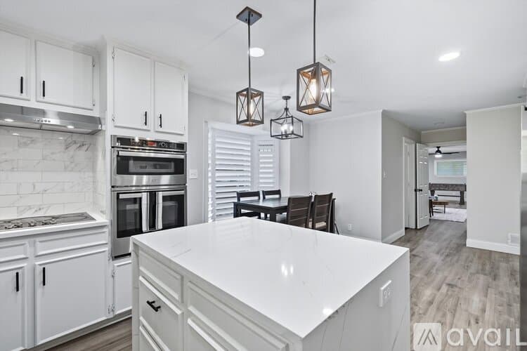Flower Mound House: 3667 High Point Dr