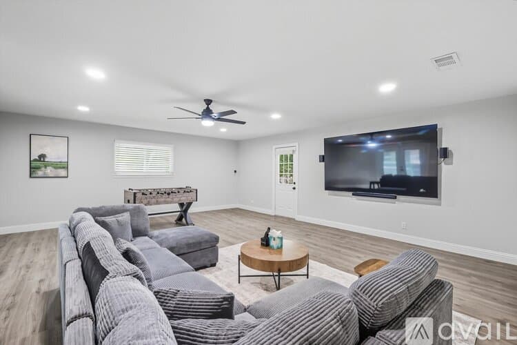 Flower Mound House: 3667 High Point Dr