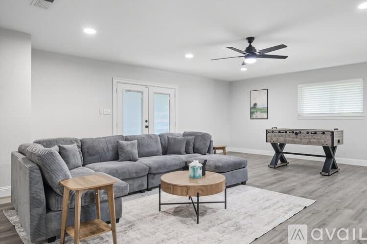Flower Mound House: 3667 High Point Dr