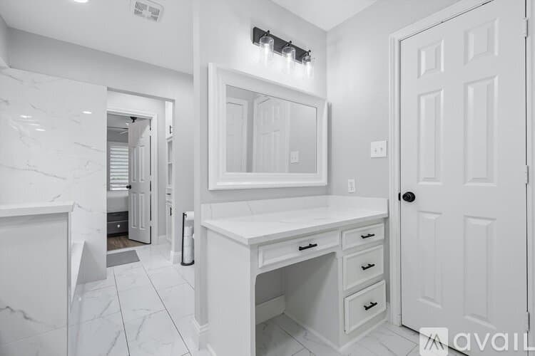 Flower Mound House: 3667 High Point Dr