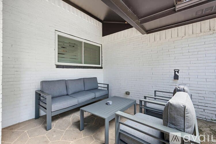 Flower Mound House: 3667 High Point Dr