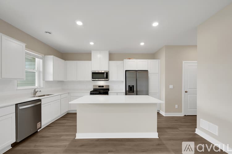 Lakeville Townhome: 17108 Dysart Pl