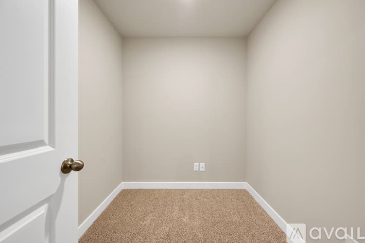 Lakeville Townhome: 17108 Dysart Pl