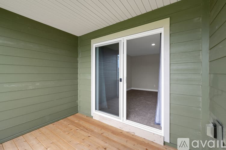 Lakeville Townhome: 17108 Dysart Pl
