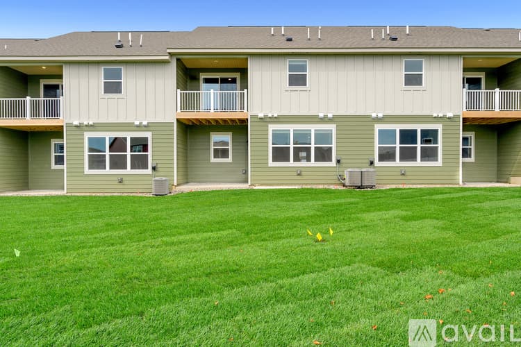 Lakeville Townhome: 17108 Dysart Pl