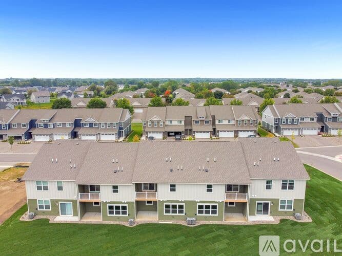 Lakeville Townhome: 17108 Dysart Pl