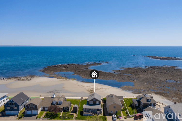 Wells House: 22 Gold Ribbon Dr