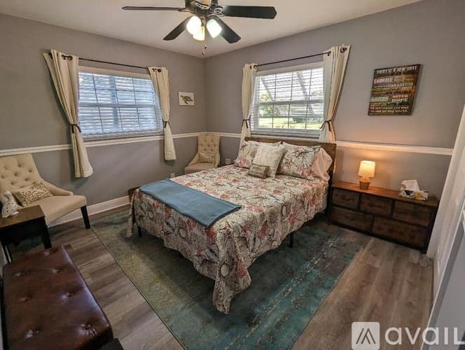 Oakland Park House: 1773 NW 37th St