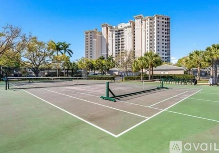 Naples Condo: 1001 Arbor Lake Dr