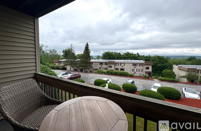 Laconia Condo: 144 Treetop Circle