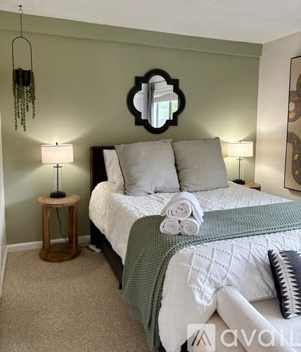 Laconia Condo: 144 Treetop Circle